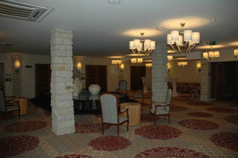 elso_emelet_hall.jpg