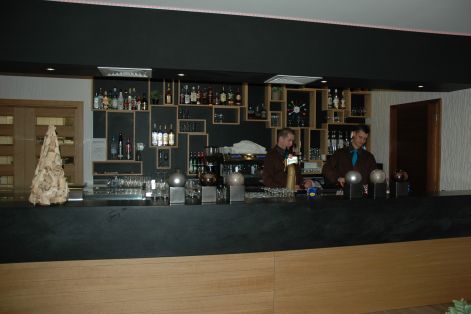 etterem_elotti_barpult.jpg